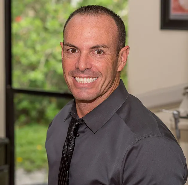 Dr. Daniel Casel